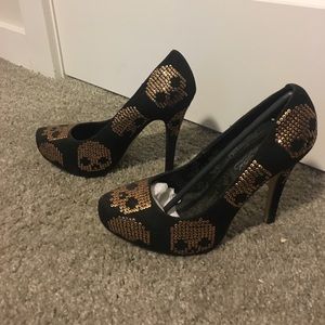 Skull High Heels Like New with extra heel tip